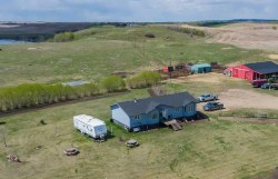 480054 Range Road 30 Range Paradise Valley, AB T0B 3R0