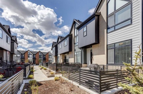 310 Sage Meadows Gardens Nw, Calgary, AB - Outdoor