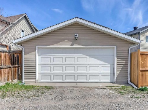 558 Evermeadow Road Sw, Calgary, AB - Outdoor With Exterior