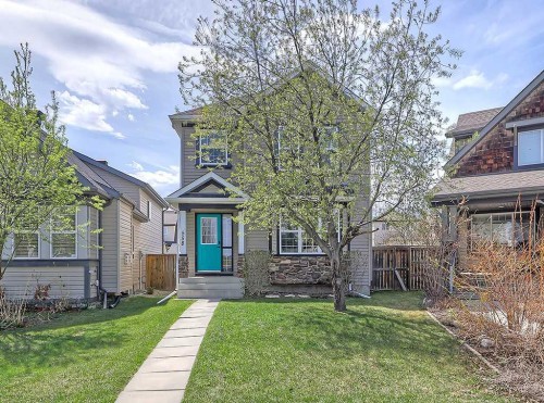 558 Evermeadow Road Sw, Calgary, AB - Outdoor