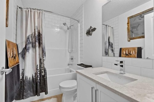 4104-20295 Seton Way Se, Calgary, AB - Indoor Photo Showing Bathroom