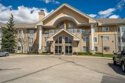 136-728 Country Hills Road NW Calgary, AB T3K 5K8