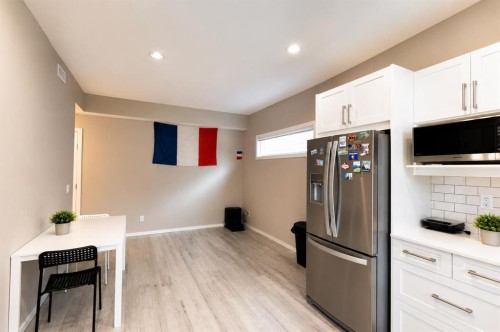 102-130 Redstone Ne, Calgary, AB - Indoor