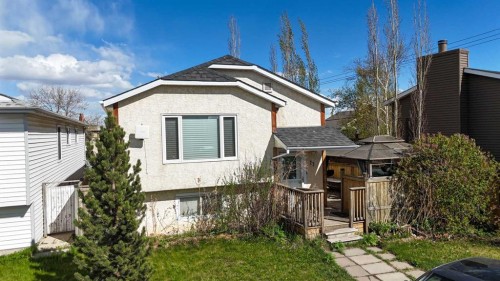 27 Erin Grove Court Se, Calgary, AB - Outdoor With Exterior