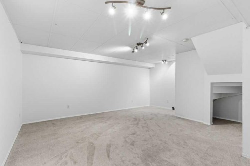 30 Tuscany Springs Heights Nw, Calgary, AB - Indoor Photo Showing Other Room