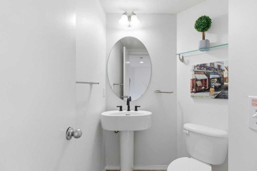 30 Tuscany Springs Heights Nw, Calgary, AB - Indoor Photo Showing Bathroom