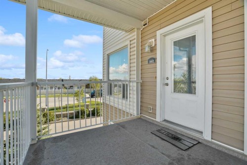 302 Sunrise Terrace Ne, High River, AB - Outdoor With Deck Patio Veranda With Exterior