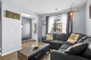 302 Sunrise Terrace Ne, High River, AB  - Indoor Photo Showing Living Room 
