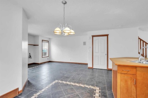 141 Cramond Close Se, Calgary, AB - Indoor Photo Showing Other Room