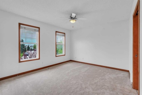 141 Cramond Close Se, Calgary, AB - Indoor Photo Showing Other Room