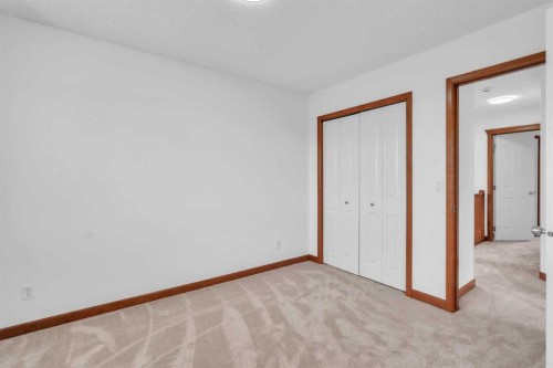 141 Cramond Close Se, Calgary, AB - Indoor Photo Showing Other Room