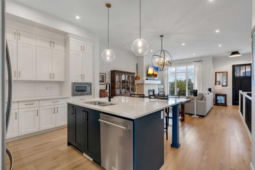 541 Marine Drive Se, Calgary, AB - Indoor Photo Showing Kitchen With Stainless Steel Kitchen With Double Sink With Upgraded Kitchen