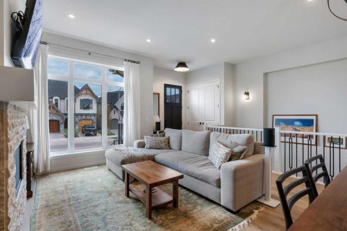 541 Marine Drive Se, Calgary, AB - Indoor Photo Showing Living Room