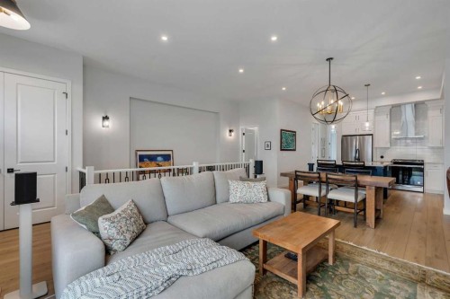 541 Marine Drive Se, Calgary, AB - Indoor Photo Showing Living Room