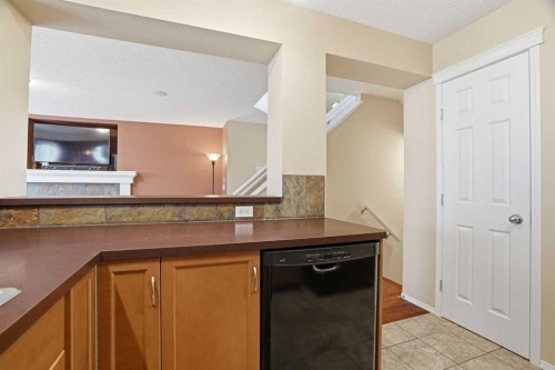 56 Everglen Way Sw, Calgary, AB - Indoor
