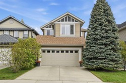 56 Everglen Way SW Calgary, AB T2Y 5G3