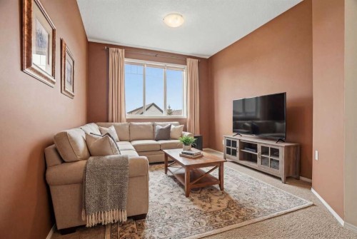 56 Everglen Way Sw, Calgary, AB - Indoor Photo Showing Living Room
