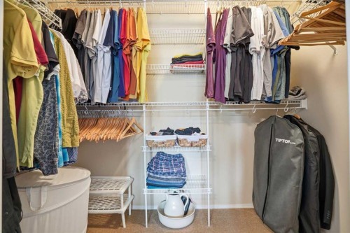 56 Everglen Way Sw, Calgary, AB - Indoor With Storage