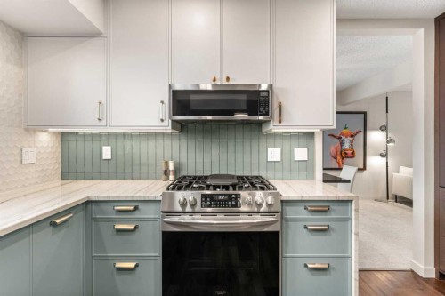263 Silvergrove Place Nw, Calgary, AB - Indoor Photo Showing Kitchen