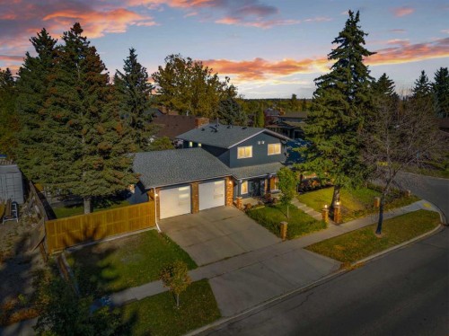 263 Silvergrove Place Nw, Calgary, AB - Outdoor