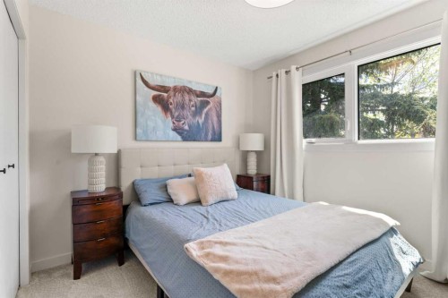 263 Silvergrove Place Nw, Calgary, AB - Indoor Photo Showing Bedroom
