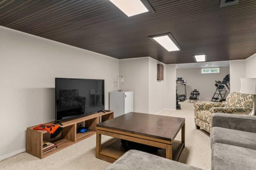 263 Silvergrove Place Nw, Calgary, AB - Indoor