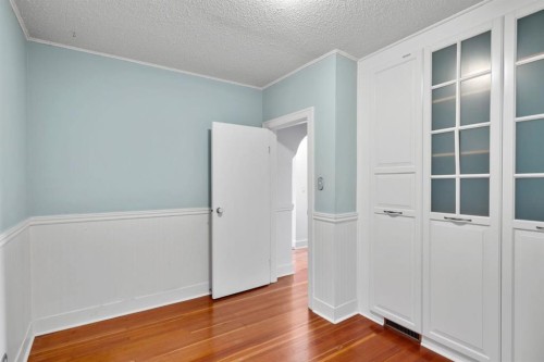 1404 18 Avenue Nw, Calgary, AB - Indoor Photo Showing Other Room