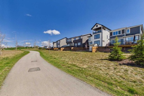 59 Royston Rise Nw, Calgary, AB - Outdoor
