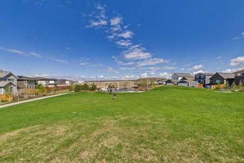 59 Royston Rise Nw, Calgary, AB - Outdoor
