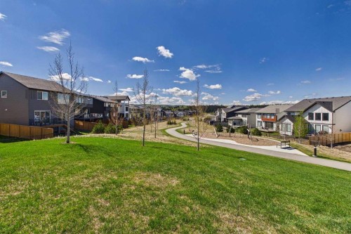 59 Royston Rise Nw, Calgary, AB - Outdoor