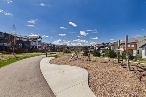 59 Royston Rise Nw, Calgary, AB - Outdoor