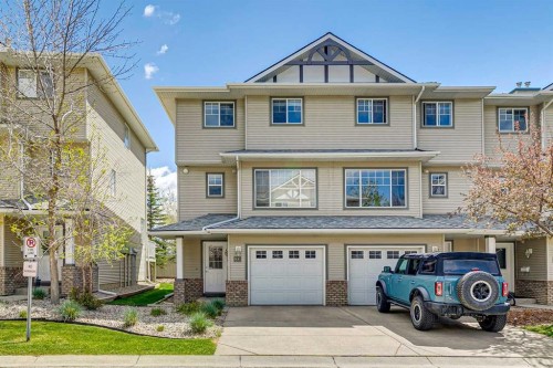 86 Crystal Shores Cove  Okotoks, AB T1S 2B4