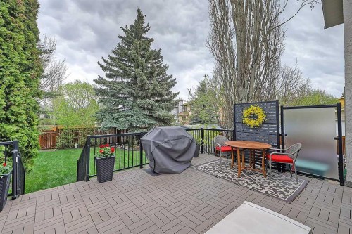 42 Sundown Close Se, Calgary, AB - Outdoor With Deck Patio Veranda
