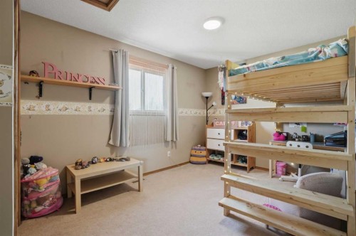 11 Somerglen Place Sw, Calgary, AB - Indoor