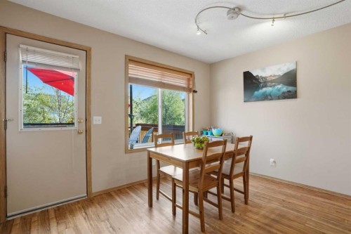 11 Somerglen Place Sw, Calgary, AB - Indoor Photo Showing Dining Room