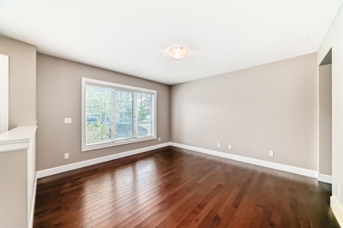 553 Windstone Common Sw, Airdrie, AB - Indoor Photo Showing Other Room