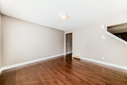 553 Windstone Common Sw, Airdrie, AB - Indoor Photo Showing Other Room