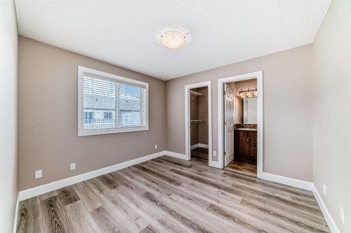 553 Windstone Common Sw, Airdrie, AB - Indoor Photo Showing Other Room