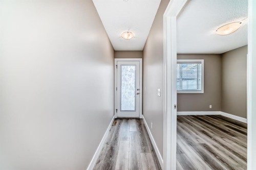 553 Windstone Common Sw, Airdrie, AB - Indoor Photo Showing Other Room