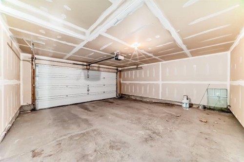 553 Windstone Common Sw, Airdrie, AB - Indoor Photo Showing Garage