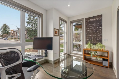 1826 37 Avenue Sw, Calgary, AB - Indoor Photo Showing Office