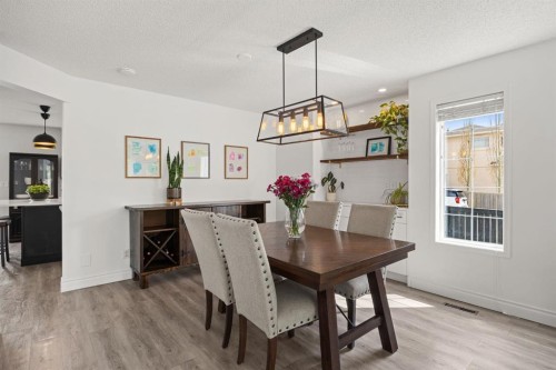 116 Cove Road, Chestermere, AB - Indoor Photo Showing Dining Room