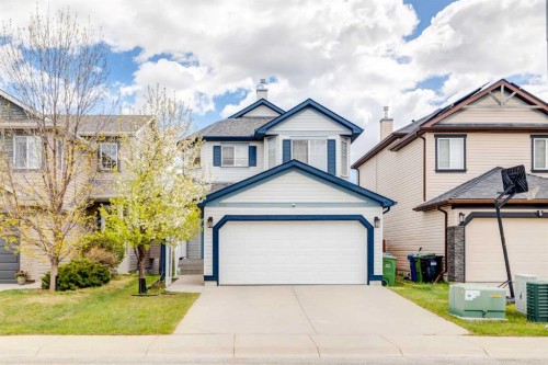 324 Evermeadow Road Sw, Calgary, AB - Outdoor With Facade