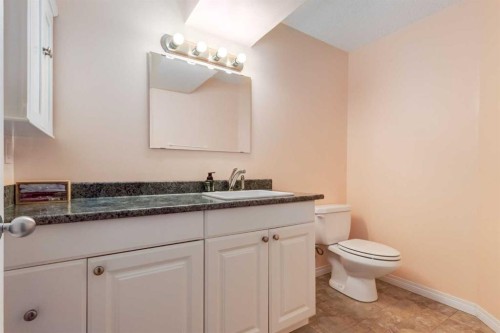 324 Evermeadow Road Sw, Calgary, AB - Indoor Photo Showing Bathroom