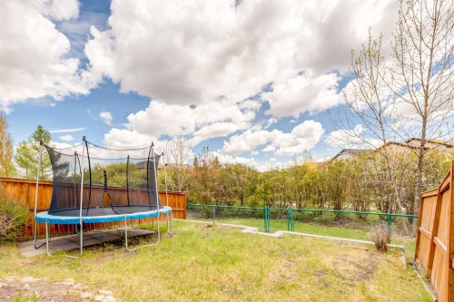 324 Evermeadow Road Sw, Calgary, AB - Outdoor