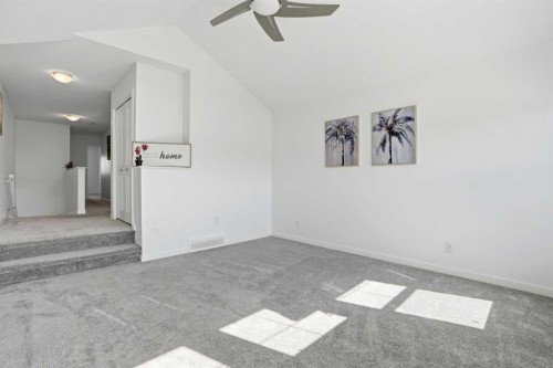 314 Auburn Crest Way Se, Calgary, AB - Indoor Photo Showing Other Room