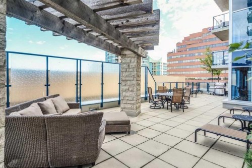 601-910 5 Avenue Sw, Calgary, AB - Outdoor