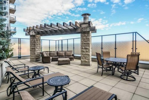601-910 5 Avenue Sw, Calgary, AB - Outdoor With Deck Patio Veranda