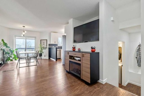 145 Harvest Glen Way Ne, Calgary, AB - Indoor