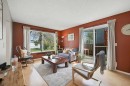 160 Strathcona Close Sw, Calgary, AB  - Indoor Photo Showing Living Room 